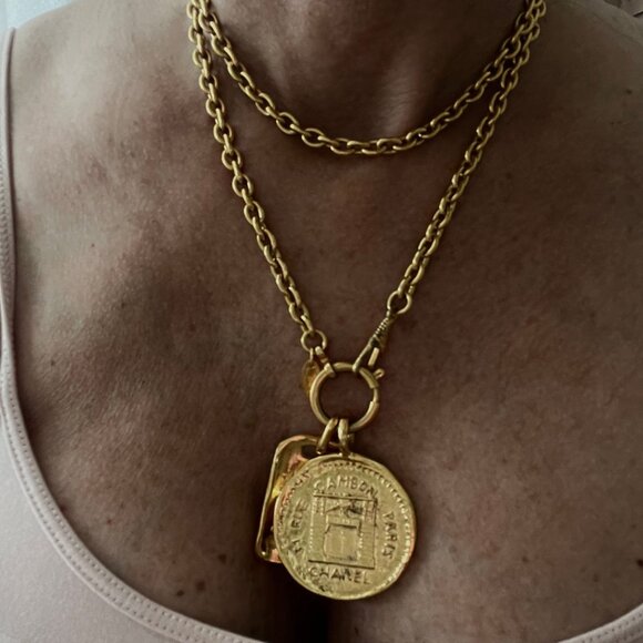 CHANEL 31 RUE CAMBON 1980’s double pendant chain, stack with other Chanel neckla - Picture 6 of 8